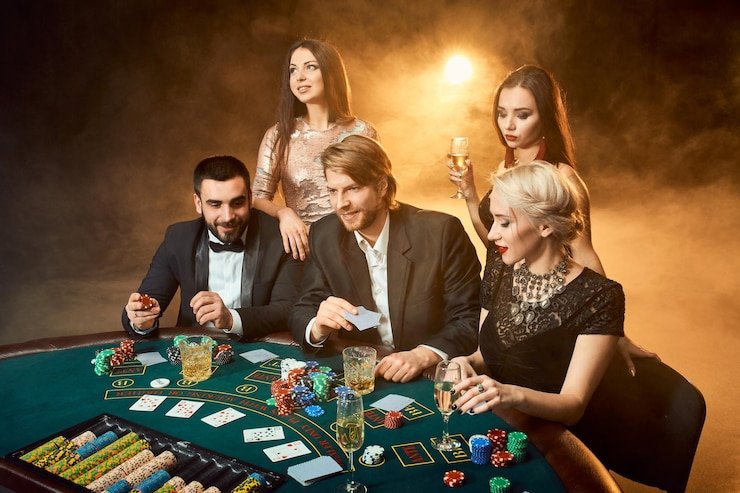 Platform ketuaslot dengan antarmuka slot dan live casino